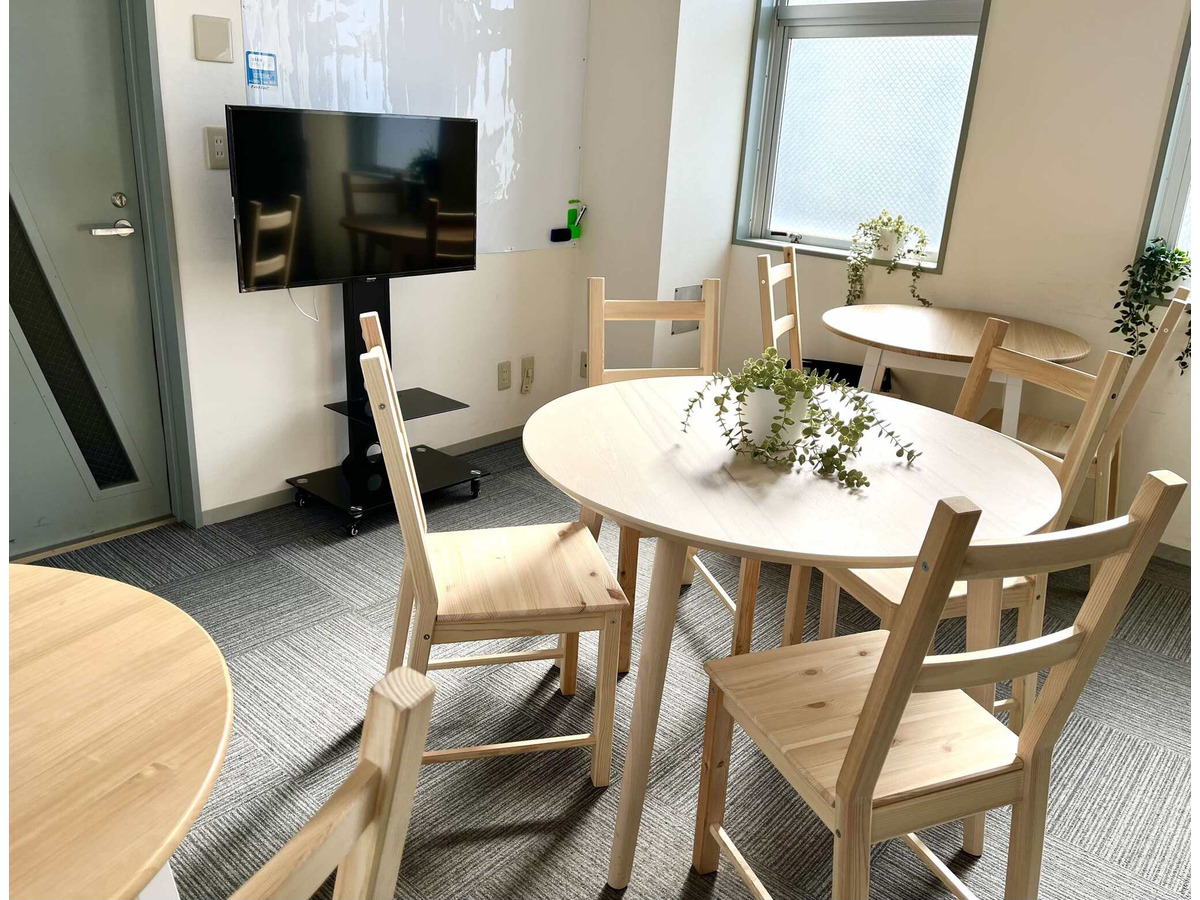 セミナールーム　講習会や交流会など皆様の拠り所を目指したお部屋