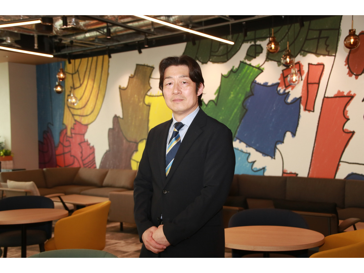 ミドルシニア労働市場スペシャリストの石井宏司氏【撮影／平木昌宏】